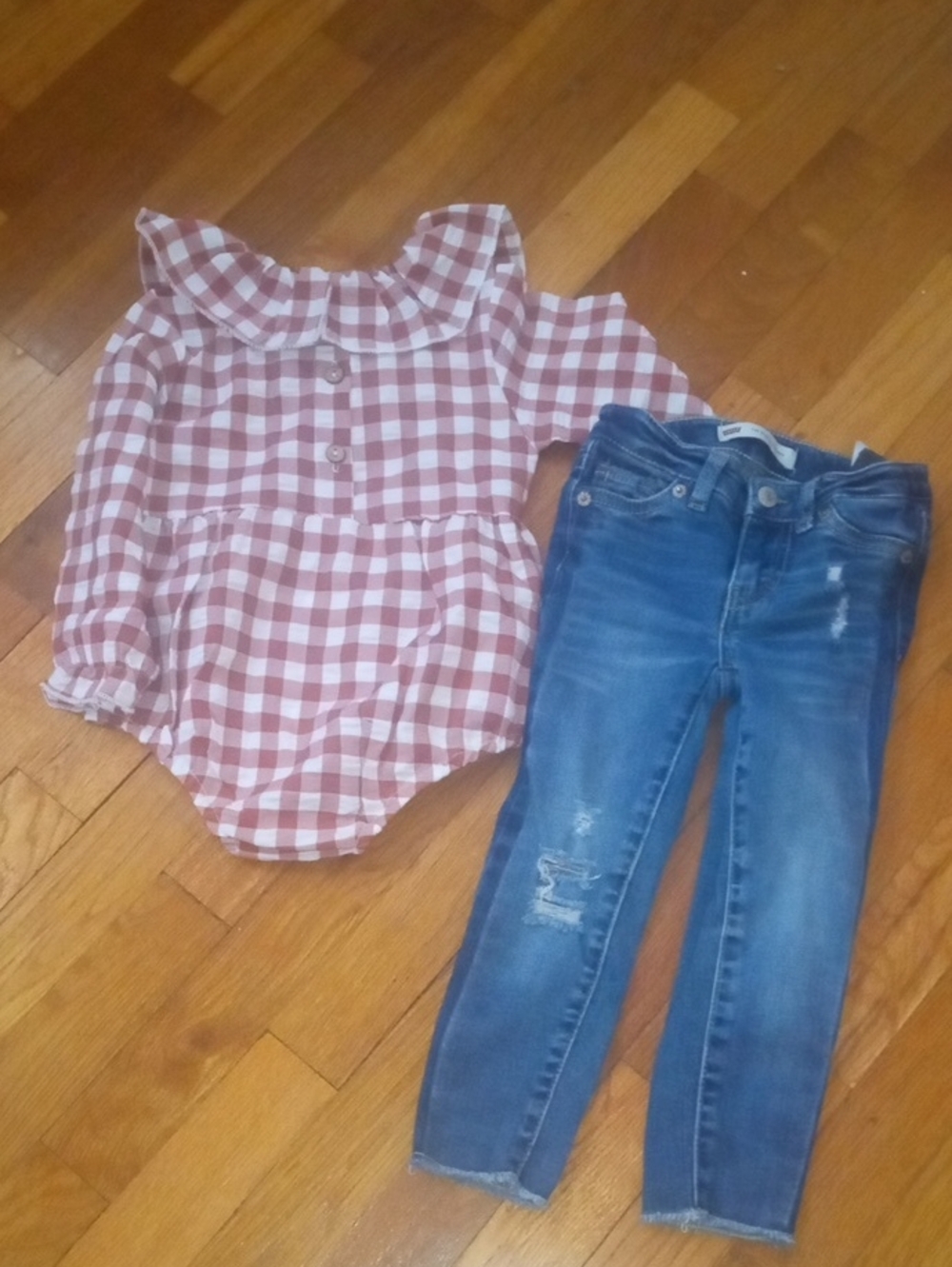 girl 3t brown white checkered ruffle one piece with levi jeans